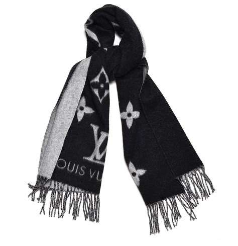 louis vuitton scarf reykjavik|Louis Vuitton scarf.